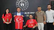 Milli sporcu Öner Bozbıyık Mısır’dan altın madalyayla döndü