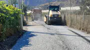 Umurlu'nun yolları yenileniyor, ekipler sahada