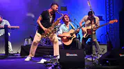Tarihi Yeni Han’ın Taş Duvarlarında Akustik Bir Gece Evrencan Gündüz Manisalılarla Buluştu