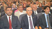 Mehmet Şimşek Mardin sanayicisiyle masaya oturdu