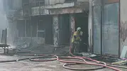 Buca'da sünger deposunda korkutan yangın