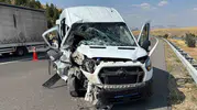 Ankara Çevreyolu üzerinde servis kazası 7 kişi yaralandı