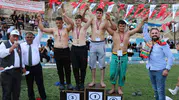 Pehlivanlı'da 102 güreşçi er meydanında ter döktü