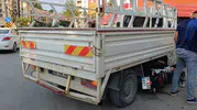 Kozan'da dikkatsiz dönüş kaza getirdi