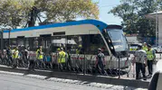 Fındıklı'da tramvay raydan çıktı seferler aksadı