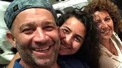 Şevket Çoruh ile Günay Karacaoğlu’nun kızları nişanlandı! Ozan Güven dansözle göbek attı