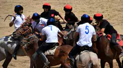 Kırgız Türklerinin ata sporu Van’da nefes kesti