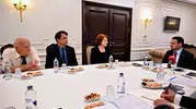 Adalet Bakanı Gürlek Uğur Mumcu’nun ailesini ağırladı