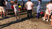 Samsun Atakum sahilinde anne ve iki kızı boğulmaktan son anda kurtuldu