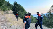 Kahramanmaraş’ta yoldan çıkan araçtaki baba ve kızı kurtarıldı