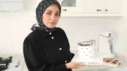 Geceleri çocuklarını uyutup mutfağa geçiyor, hayali Diyarbakır'da butik pastane