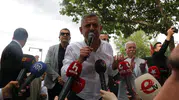 Kayseri'de esnaf buluşmasında konuşan Özel Kısır çekişmelere değil, ekmek kavgasına odaklanacağız