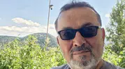 Kastamonu'da komşusunun evini yaktı yardım etmeye geleni vurdu