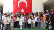 Erzurumlu çocuklar polis merkezinde mesleği yerinde öğrendi