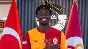 Galatasaray'ın yeni savunma kalesi iddialı konuştu: Zaferler için geldim
