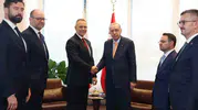 New York'ta kritik zirve: Erdoğan ve Nawrocki masaya oturdu