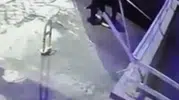 Sincan'da pes dedirten hırsızlık: Otopark bariyerini söküp götürdü