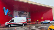 Çanakkale'de alışveriş merkezinde korku dolu anlar: Mağaza alevlere teslim oldu