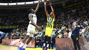 Ülker Arena'da sezon açılışı: Fenerbahçe Tarfin İtalyan rakibini devirdi