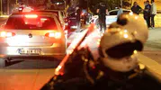 Gece yarısı rutin denetiminde direksiyon altına gizlenmiş suç aleti yakalandı