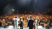 Çivril'de festivalin finalinde Derya Uluğ rüzgarı: Belediye kasasından tek kuruş çıkmadı