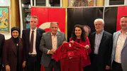 Stuttgart'ta duygusal veda: Milli forma birlik mesajına dönüştü
