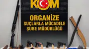 İzmir'de dijital ağlara sızan suç yapılanmalarına büyük darbe: 45 gözaltı
