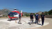 Tunceli'de acil durum: Parmak yaralanması yaşayan genç kadın için gökyüzü seferber oldu