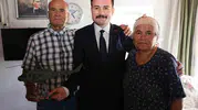 Gökçeada'da anlamlı buluşma: Kahraman gaziler evlerinde ziyaret edildi