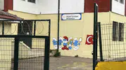 Sınıfta korku dolu anlar: Tavan sıvaları öğrencilerin üzerine çöktü