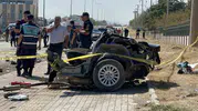Elazığ'da dehşet anları: Çarpışmanın şiddetiyle otomobil ortadan ikiye ayrıldı