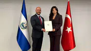 Diplomaside genç kuşak dönemi: 23 yaşındaki Ayşe Esra Deveci El Salvador'un temsilcisi oldu