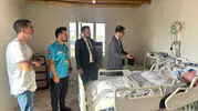 Cizre'de beyaz önlüklülerin vefa ziyareti: Hastaların kapısını çaldılar
