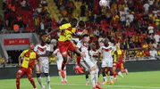 Gürsel Aksel'de Gaziantep FK Fırtınası: Göztepe İlk Yarıda Dağıldı
