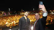 Manisa'da 8 Eylül Coşkusu: Cumhuriyet Meydanı Semicenk ile İnledi
