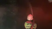 Besni'de gece yarısı dehşeti: İki katlı ev küle döndü