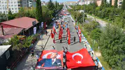 Besni'de Eğitim Seferberliği: 28 Yıllık Gelenek Şehir Sokaklarında Yankılandı