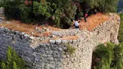 Andırın'ın zirvesindeki sessiz nöbetçi: Hisar Kalesi zamana direniyor