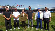 Er meydanında buzlar eridi: Kurtdere'nin gölgesi Elmalı'da dağıldı