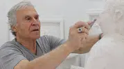 Manisa'nın sokaklarına ruhunu üfleyen adam: 82 yaşında bir sanat çınarı