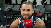 Anadolu Efes'in yeni yıldızı Isaia Cordinier'den zirve sözü: Takımı ait olduğu yere taşıyacağız