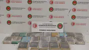 Havalimanında film senaryolarını aratmayan kaçış: Pilot kılığında izlerini kaybettirdiler