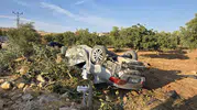 Gaziantep'te Gençlerin İçinde Olduğu Otomobil Fıstık Tarlasına Uçtu: 1 Ölü, 6 Yaralı