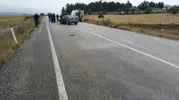 Kastamonu'da dehşet anları: İki otomobil çarpıştı, tarlaya savruldular