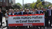 Balıkesir'de Ahilik Ruhu Sokaklara Taştı: 39 Yıllık Gelenek Şehri Birleştirdi