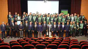 Üniversite diploması artık tek başına yetmiyor: Plazalarda kinoalı somon hayali kuranlar yanılıyor