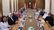 Yerel yönetimlerin kadın temsilcileri AK Parti Genel Merkezi'nde ağırlandı