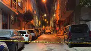 Esenler'de dehşet anları: Evdeki tartışma kanlı bitti, 3 kişi yaşam mücadelesi veriyor
