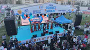 Esenyurt'ta 1071 çocuk için dev şölen: Stadyum bayram yerine döndü