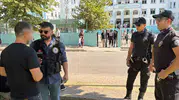 Diyarbakır’da okul zili çaldı, bin polis sahaya indi: Öğrenciler için kuş uçurtulmuyor